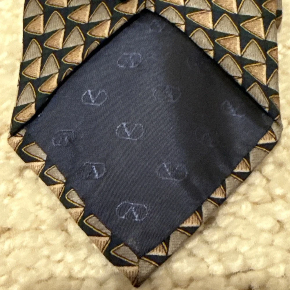 Valentino 100% Silk Green & Gold Necktie Art Nouveau Pattern Made In Italy